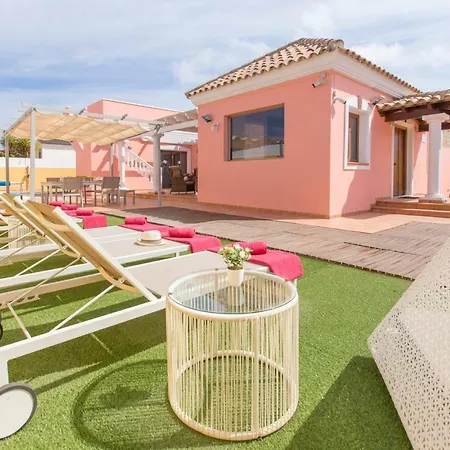 Bella Lucia 3. Piscina Climatizada, Wifi, Bbq.