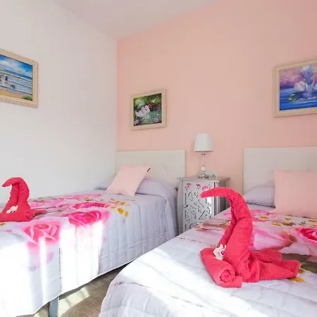 Casa vacanze Bella Lucia 3. Piscina Climatizada, Wifi, Bbq. *